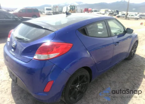 2013 Hyundai Veloster z USA, uszkodzony, nr VIN KMHTC6AD3DU154883